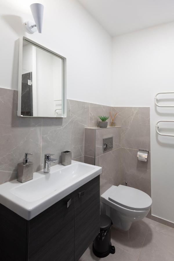 Oak House Apartments Kaunas Exterior photo