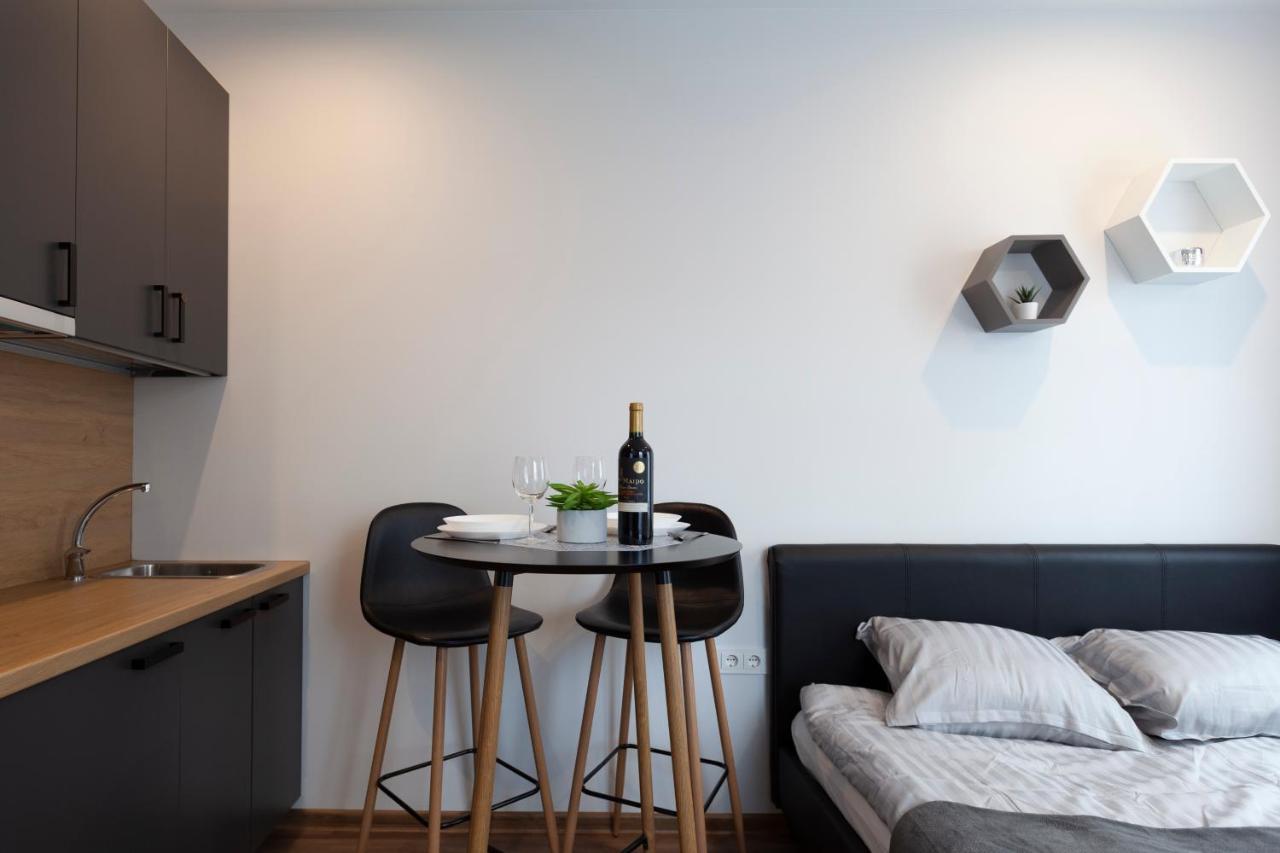 Oak House Apartments Kaunas Exterior photo
